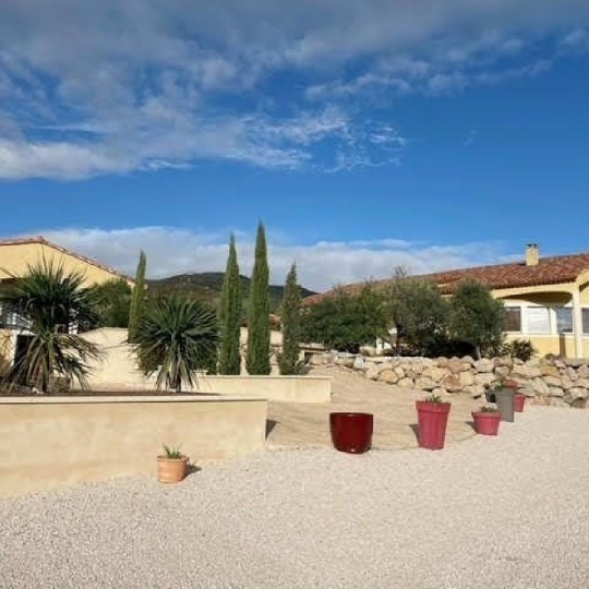  LM PATRIMOINE : Maison / Villa | HEREPIAN (34600) | 267 m2 | 999 000 € 