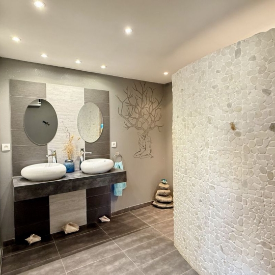  LM PATRIMOINE : Domaines / Propriétés | BESSAN (34550) | 187 m2 | 549 900 € 