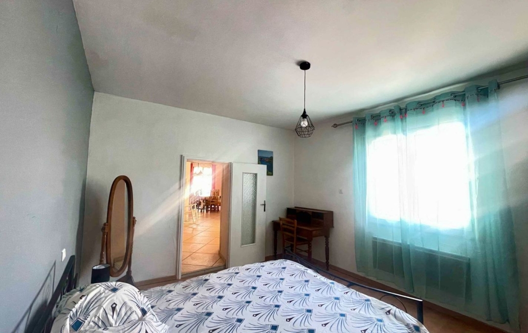 LM PATRIMOINE : Maison / Villa | BESSAN (34550) | 121 m2 | 1 338 € 