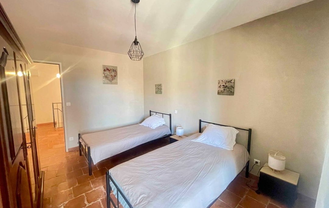 LM PATRIMOINE : Maison / Villa | BESSAN (34550) | 121 m2 | 1 338 € 