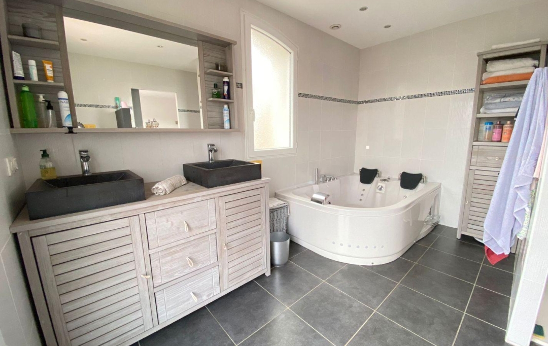 Annonces BESSAN : Maison / Villa | BESSAN (34550) | 160 m2 | 529 900 € 