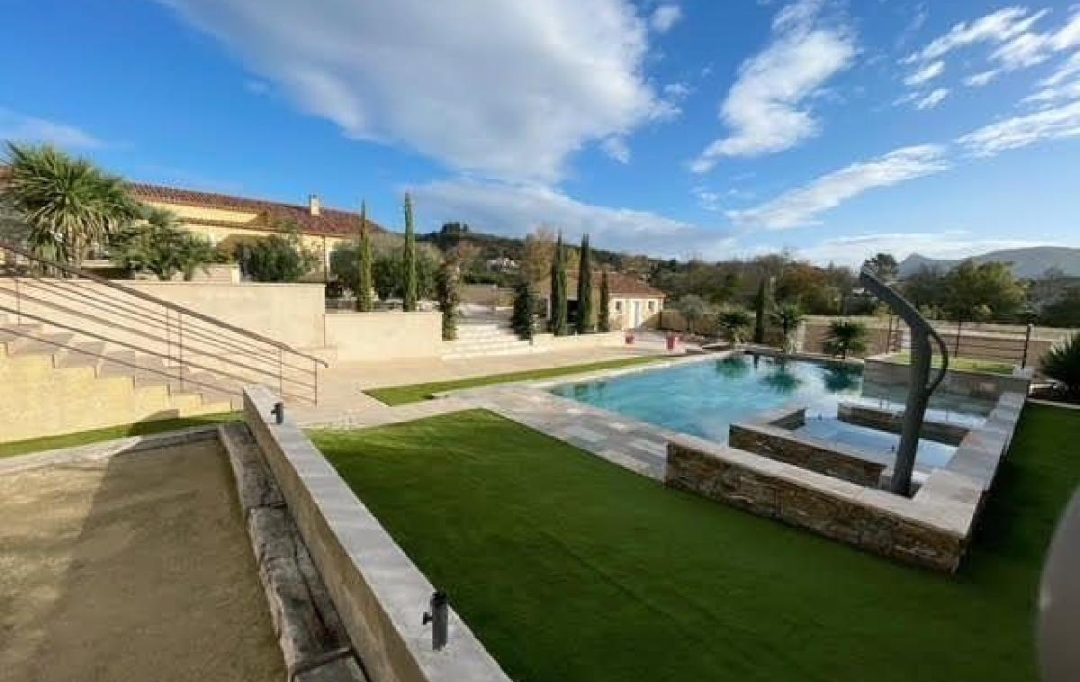LM PATRIMOINE : Maison / Villa | HEREPIAN (34600) | 267 m2 | 999 000 € 