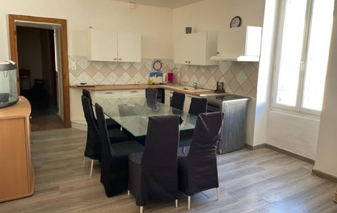 LM PATRIMOINE : Immeuble | AUTIGNAC (34480) | 170 m2 | 205 828 € 
