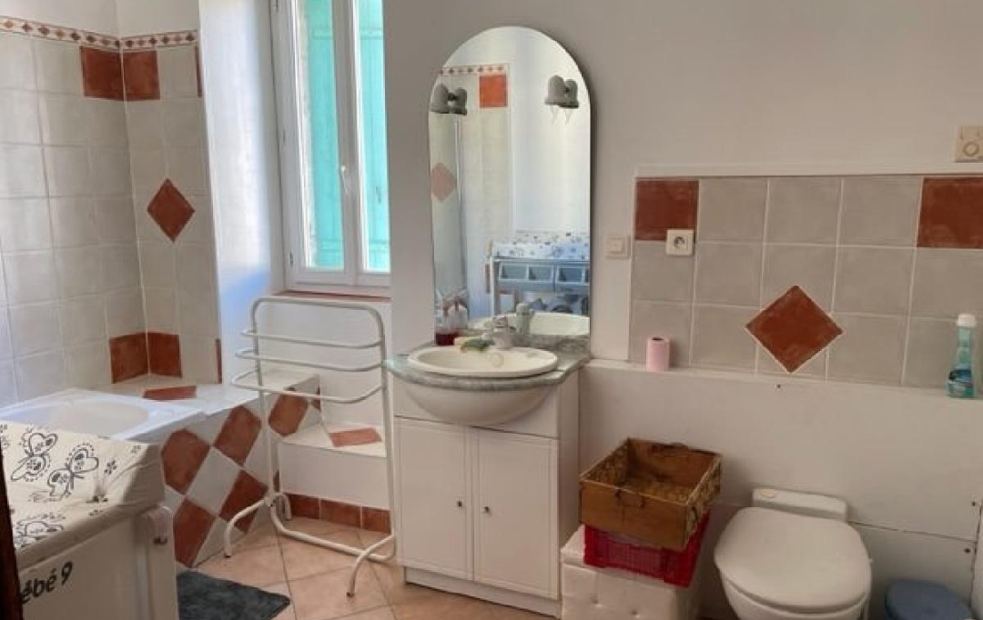 LM PATRIMOINE : Immeuble | AUTIGNAC (34480) | 170 m2 | 205 828 € 