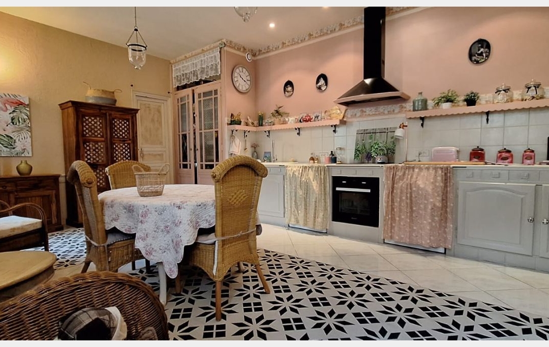 LM PATRIMOINE : House | LIGNAN-SUR-ORB (34490) | 241 m2 | 349 990 € 