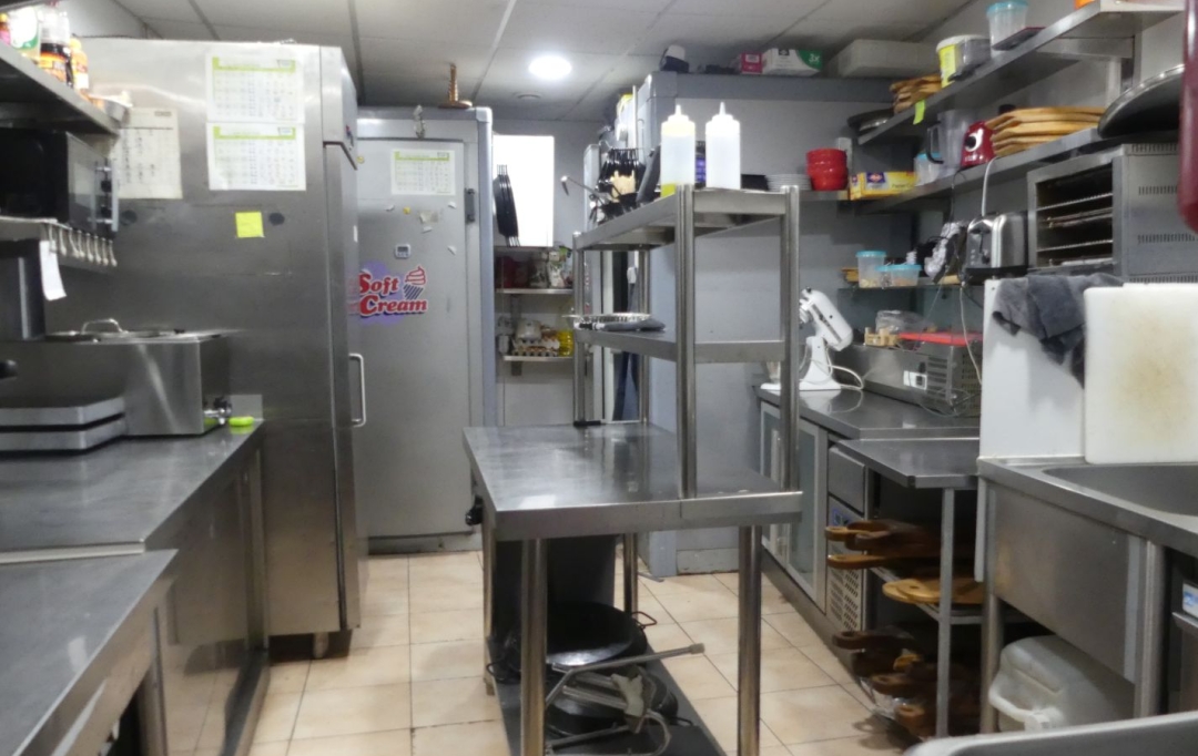 LM PATRIMOINE : Local / Bureau | VIAS (34450) | 80 m2 | 159 000 € 