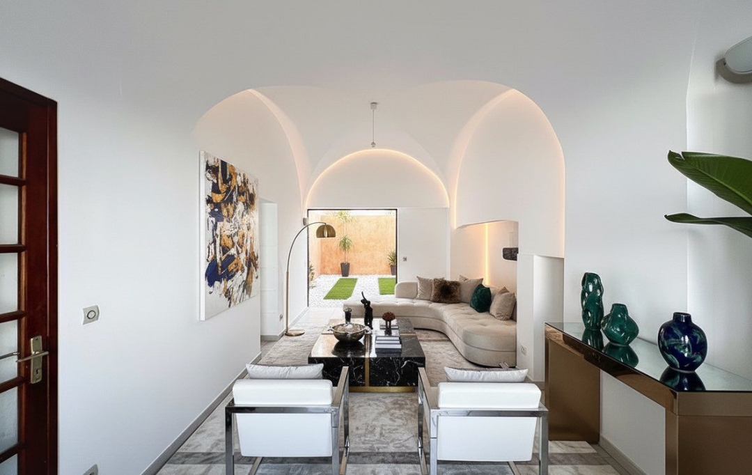 LM PATRIMOINE : Maison / Villa | PAULHAN (34230) | 340 m2 | 399 000 €  LM PATRIMOINE : Maison / Villa | PAULHAN (34230) | 340 m2 | 399 000 €