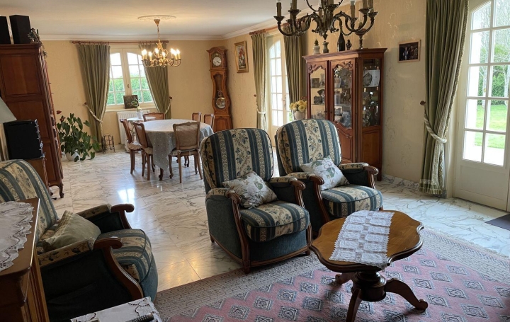 LM PATRIMOINE : Maison / Villa | SAINT-SULPICE-SUR-RISLE (61300) | 184 m2 | 399 000 € 