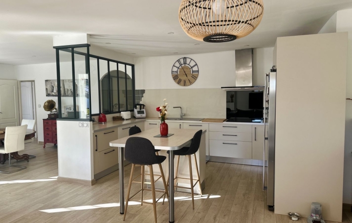 Villa BEZIERS 142 m2 470 000 € Villa BEZIERS 142 m2 470 000 €