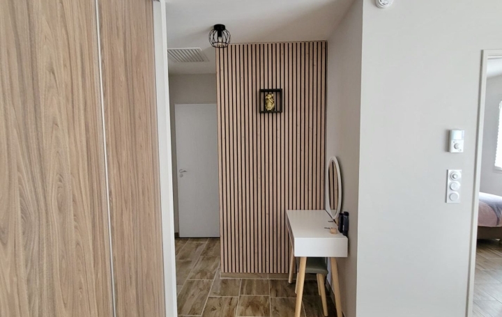 Maison   ROUJAN  81 m2 260 000 € 